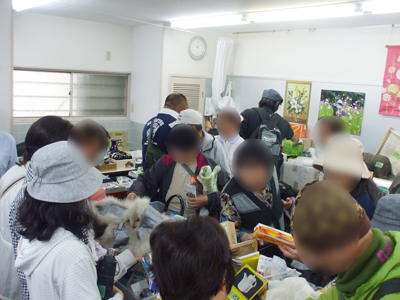 健康会「つながりバザー」181016